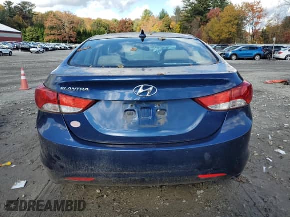 2013 Hyundai Elantra GLS с VIN KMHDH4AE0DU739715, выставлен на аукционе Copart как лот 86195415 с пробегом 143 399 миль миль и Чистый • Clean title. История ставок и продаж доступна на DreamBid. Изображение 6.