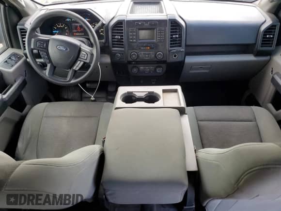 2016 Ford F-150 XLT с VIN 1FTEW1E80GKD94543, выставлен на аукционе Copart как лот 71107505 с пробегом 131 528 миль миль и Списание • Salvage title. История ставок и продаж доступна на DreamBid. Изображение 8.