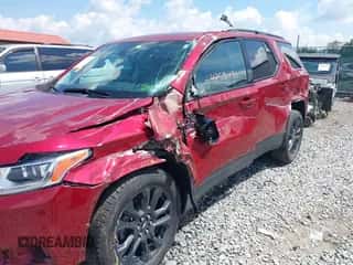 2020 Chevrolet Traverse RS z VIN 1GNEVJKW9LJ198372, wystawiony jako IAAI lot #42591171 z przebiegiem 96 775 mil mil oraz . Historia ofert i sprzedaży dostępna na DreamBid. Obrazek 6.