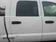 2005 Dodge Dakota SLT z VIN 1D7HW48K75S137100, wystawiony jako Copart lot #84155544 z przebiegiem 90 824 mil mil oraz Czysty tytuł • Clean title. Historia ofert i sprzedaży dostępna na DreamBid. Obrazek 10.