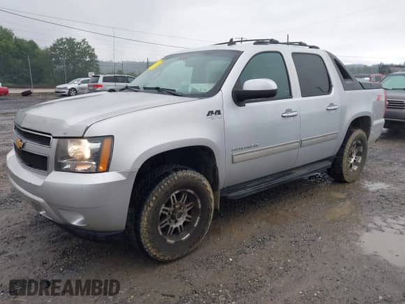 2012 Chevrolet Avalanche LT с VIN 3GNTKFE78CG253297, выставлен на аукционе IAAI как лот 42917858 с пробегом 160 268 миль миль и . История ставок и продаж доступна на DreamBid. Изображение 2.