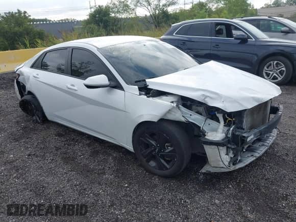 2022 Hyundai Elantra SEL with VIN 5NPLM4AGXNH054226, listed as a IAAI auction lot 43094193 with 54,614 mi miles and . Bid and sale history available at DreamBid. Image 1.