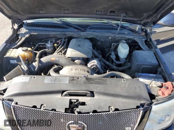 2004 Cadillac Escalade with VIN 1GYEC63T04R149591, listed as a Copart auction lot 56020425 with 163,088 mi miles and Salvage title. Bid and sale history available at DreamBid. Image 12.
