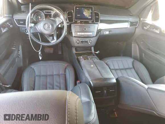 2019 Mercedes-Benz GLS 450 z VIN 4JGDF6EE1KB240765, wystawiony jako Copart lot #80862165 z przebiegiem 113 047 mil mil oraz Szkoda całkowita • Salvage title. Historia ofert i sprzedaży dostępna na DreamBid. Obrazek 8.