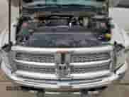 2010 Dodge 2500 SLT z VIN 3D7UT2HL6AG135019, wystawiony jako Copart lot #51702095 z przebiegiem 350 888 mil mil oraz Czysty tytuł • Clean title. Historia ofert i sprzedaży dostępna na DreamBid. Obrazek 11.