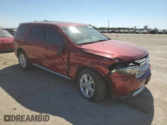 2013 Dodge Durango SXT with VIN 1C4RDHAGXDC652876, listed as a Copart auction lot 82417405 with 180,644 mi miles and Salvage title. Bid and sale history available at DreamBid. Image 4.