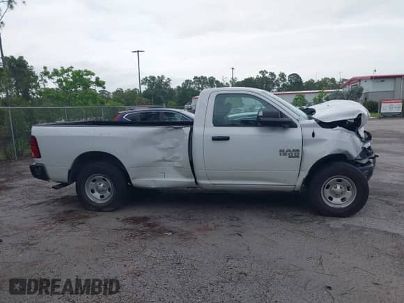 2023 Ram 1500 Tradesman с VIN 3C6JR6DG7PG674129, выставлен на аукционе IAAI как лот 42147365 с пробегом Не указан миль и . История ставок и продаж доступна на DreamBid. Изображение 13.