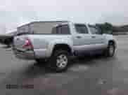 2009 Toyota Tacoma PreRunner с VIN 3TMJU62NX9M084407, выставлен на аукционе Copart как лот 84369675 с пробегом 186 229 миль миль и Списание • Salvage title. История ставок и продаж доступна на DreamBid. Изображение 3.