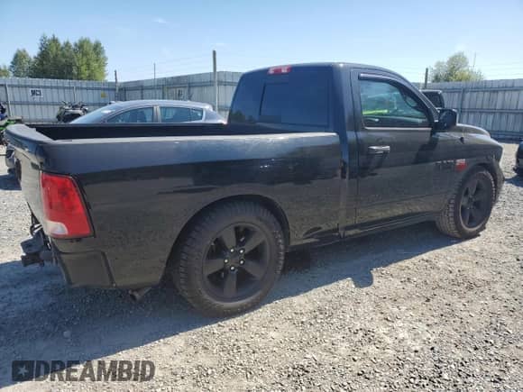 2014 Ram 1500 Express z VIN 3C6JR6AT0EG257501, wystawiony jako Copart lot #68586615 z przebiegiem 126 870 mil mil oraz Szkoda całkowita • Salvage title. Historia ofert i sprzedaży dostępna na DreamBid. Obrazek 3.