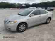 2007 Toyota Camry LE with VIN 4T1BE46K87U062982, listed as a Copart auction lot 82367145 with 288,349 mi miles and Clean title. Bid and sale history available at DreamBid. Image 1.