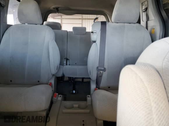 2011 Toyota Sienna LE AAS with VIN 5TDKK3DCXBS151288, listed as a Copart auction lot 81023415 with 138,478 mi miles and Salvage title. Bid and sale history available at DreamBid. Image 10.