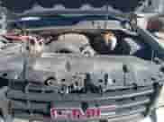 2008 GMC Sierra 1500 SLE1 z VIN 3GTEC13JX8G260212, wystawiony jako IAAI lot #41641592 z przebiegiem 186 365 mil mil oraz . Historia ofert i sprzedaży dostępna na DreamBid. Obrazek 10.
