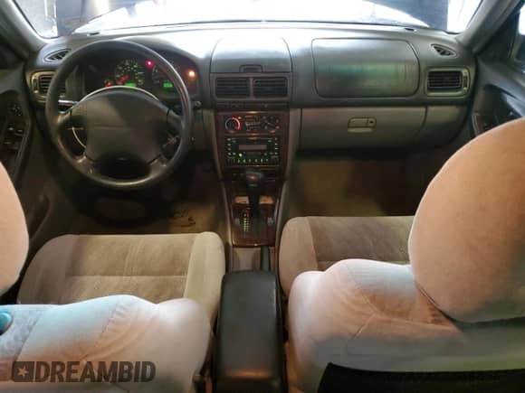 2001 Subaru Forester S with VIN JF1SF65501H761683, listed as a Copart auction lot 69635725 with 207,855 mi miles and Clean title. Bid and sale history available at DreamBid. Image 8.