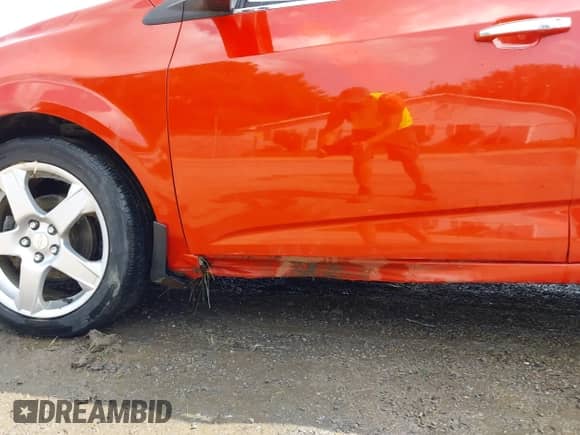 2013 Chevrolet Sonic LTZ with VIN 1G1JE6SH4D4229560, listed as a IAAI auction lot 42467979 with 78,925 mi miles and . Bid and sale history available at DreamBid. Image 18.