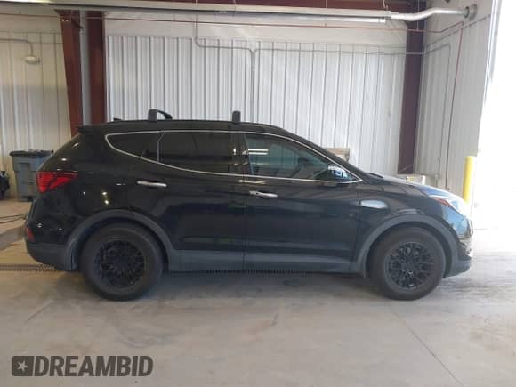 2018 Hyundai Santa Fe 2.4L с VIN 5NMZUDLB3JH057150, выставлен на аукционе IAAI как лот 42471006 с пробегом 108 315 миль миль и . История ставок и продаж доступна на DreamBid. Изображение 13.