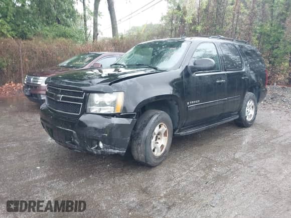 2008 Chevrolet Tahoe 3LT с VIN 1GNFK13088R157201, выставлен на аукционе IAAI как лот 42328632 с пробегом 217 173 миль миль и . История ставок и продаж доступна на DreamBid. Изображение 2.