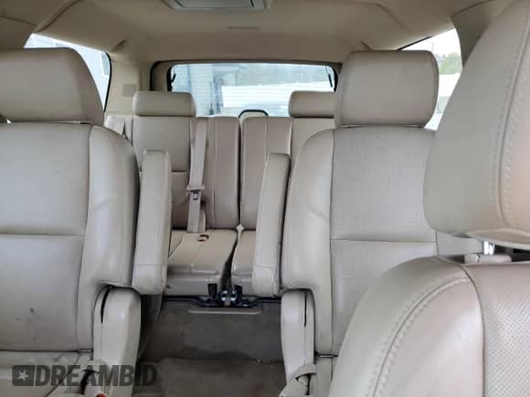 2013 Chevrolet Suburban LTZ с VIN 1GNSKKE72DR191773, выставлен на аукционе Copart как лот 87201895 с пробегом 210 253 миль миль и Списание • Salvage title. История ставок и продаж доступна на DreamBid. Изображение 10.
