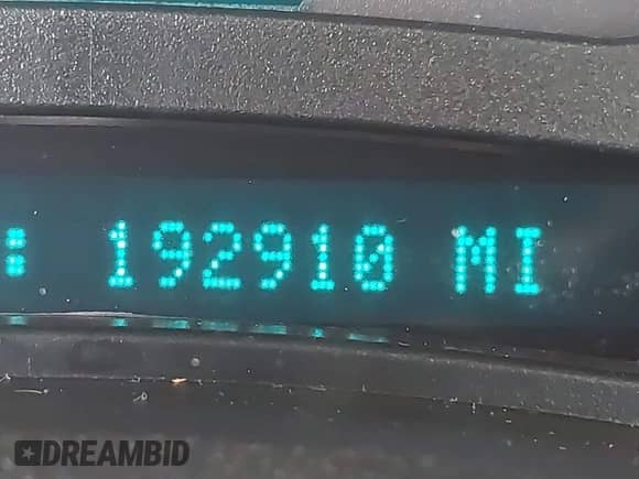 2005 Chevrolet Tahoe LT with VIN 1GNEC13T65R155400, listed as a IAAI auction lot 42804164 with 192,910 mi miles and . Bid and sale history available at DreamBid. Image 15.