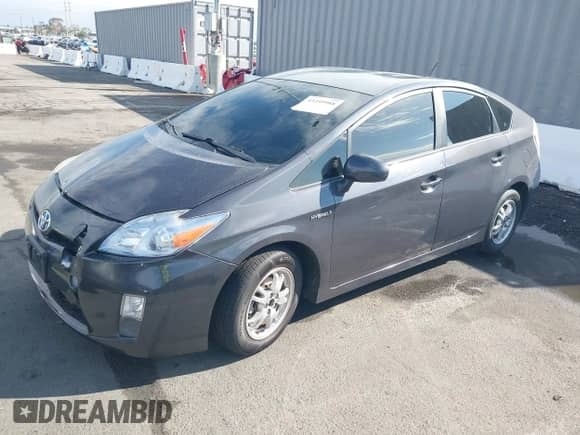 2011 Toyota Prius II with VIN JTDKN3DU7B1428699, listed as a IAAI auction lot 43259988 with 100,571 mi miles and . Bid and sale history available at DreamBid. Image 2.