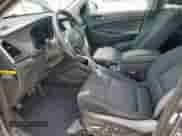 2018 Hyundai Tucson Sport с VIN KM8J33AL6JU686301, выставлен на аукционе Copart как лот 59164135 с пробегом 94 842 миль миль и Списание • Salvage title. История ставок и продаж доступна на DreamBid. Изображение 7.