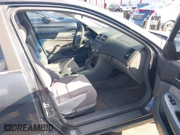 2004 Honda Accord EX with VIN JHMCM56754C023411, listed as a IAAI auction lot 43427466 with 191,429 mi miles and . Bid and sale history available at DreamBid. Image 5.