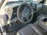 2009 Chevrolet Silverado 1500 1LT z VIN 1GCEC19J09E163343, wystawiony jako Copart lot #80729825 z przebiegiem 242 393 mil mil oraz Szkoda całkowita • Salvage title. Historia ofert i sprzedaży dostępna na DreamBid. Obrazek 8.