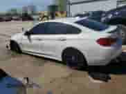 2018 BMW 4 Series 440i xDrive z VIN WBA4J7C55JBB98708, wystawiony jako Copart lot #53335975 z przebiegiem 70 130 mil mil oraz Szkoda całkowita • Salvage title. Historia ofert i sprzedaży dostępna na DreamBid. Obrazek 2.