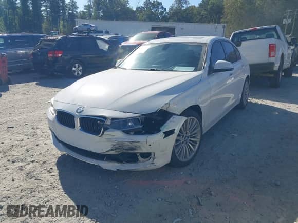 2015 BMW 3 Series 328i с VIN WBA3A5C50FF607100, выставлен на аукционе IAAI как лот 43360933 с пробегом 110 190 миль миль и . История ставок и продаж доступна на DreamBid. Изображение 19.