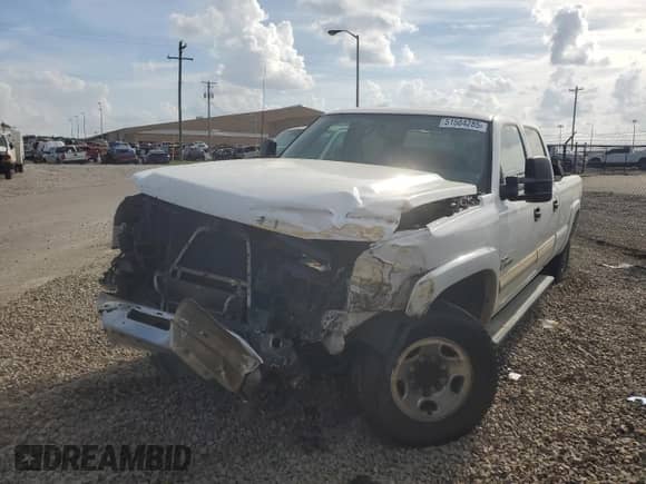 2007 Chevrolet Silverado 2500HD LT1 with VIN 1GCHC23D87F181604, listed as a Copart auction lot 51504285 with Not provided miles and Salvage title. Bid and sale history available at DreamBid. Image 1.