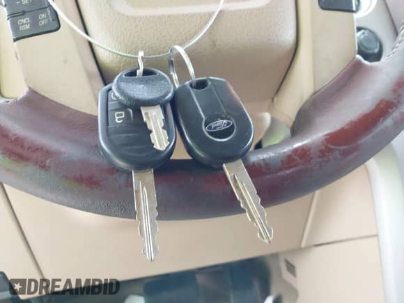 2014 Ford F-150 XLT с VIN 1FTFW1CT6EKD72555, выставлен на аукционе IAAI как лот 43255896 с пробегом 157 526 миль миль и . История ставок и продаж доступна на DreamBid. Изображение 11.