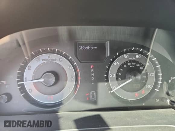 2014 Honda Odyssey LX with VIN 5FNRL5H22EB008112, listed as a Copart auction lot 70187875 with 86,365 mi miles and Salvage title. Bid and sale history available at DreamBid. Image 9.