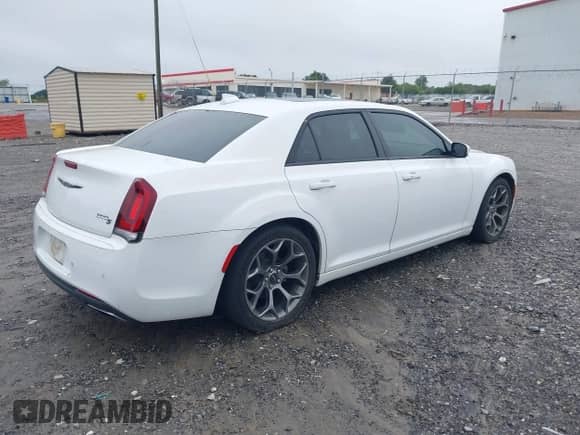 2017 Chrysler 300 S with VIN 2C3CCABGXHH617888, listed as a IAAI auction lot 42289640 with 98,080 mi miles and . Bid and sale history available at DreamBid. Image 4.