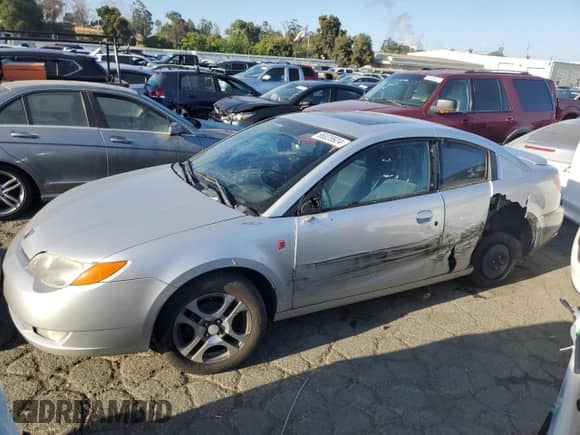 2005 Saturn ION ION 3 with VIN 1G8AW12F35Z106269, listed as a Copart auction lot 66028924 with 197,340 mi miles and Salvage title. Bid and sale history available at DreamBid. Image 1.