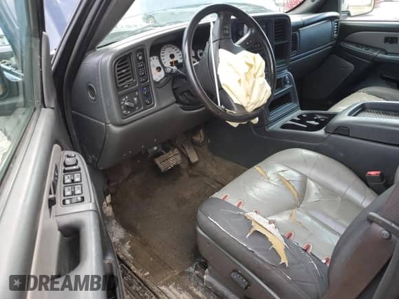 2003 Chevrolet Avalanche с VIN 3GNEK13T33G186040, выставлен на аукционе Copart как лот 52951415 с пробегом 154 055 миль миль и Списание • Salvage title. История ставок и продаж доступна на DreamBid. Изображение 8.