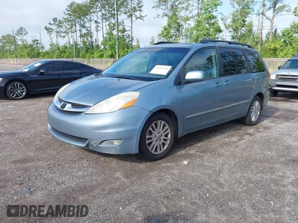 2010 Toyota Sienna XLE с VIN 5TDYK4CC3AS343295, выставлен на аукционе IAAI как лот 42437595 с пробегом 228 438 миль миль и . История ставок и продаж доступна на DreamBid. Изображение 17.