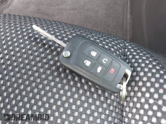 2012 Chevrolet Equinox 2LT with VIN 2GNFLPE51C6189226, listed as a IAAI auction lot 42735433 with 84,966 mi miles and . Bid and sale history available at DreamBid. Image 11.