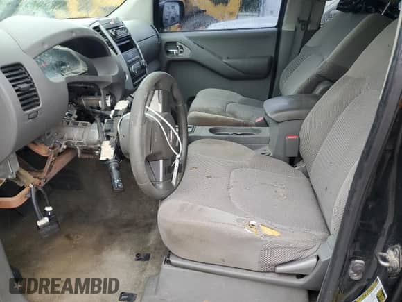 2010 Nissan Frontier Pro-4X with VIN 1N6AD0EV3AC415842, listed as a Copart auction lot 66193675 with 189,895 mi miles and Salvage title. Bid and sale history available at DreamBid. Image 7.
