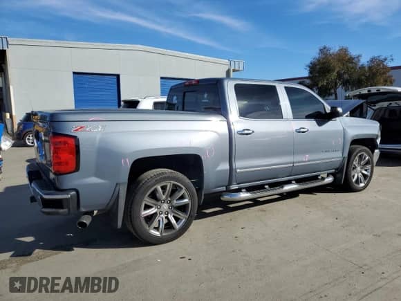 2015 Chevrolet Silverado 1500 LTZ z VIN 3GCUKSEJ5FG412153, wystawiony jako Copart lot #41603785 z przebiegiem 178 155 mil mil oraz Szkoda całkowita • Salvage title. Historia ofert i sprzedaży dostępna na DreamBid. Obrazek 3.