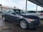 2008 BMW 3 Series 328i с VIN WBAVC53568FZ82916, выставлен на аукционе IAAI как лот 43433383 с пробегом 158 770 миль миль и . История ставок и продаж доступна на DreamBid. Изображение 1.