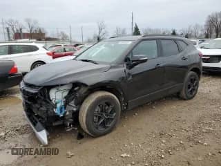 2024 Chevrolet Blazer LT z VIN 3GNKBDR43RS169779, wystawiony jako Copart lot #80995584 z przebiegiem 8 454 mil mil oraz Szkoda całkowita • Salvage title. Historia ofert i sprzedaży dostępna na DreamBid. Obrazek 1.