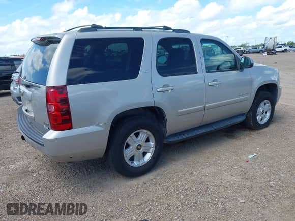 2008 Chevrolet Tahoe 1LT с VIN 1GNFC13038R278053, выставлен на аукционе IAAI как лот 42533444 с пробегом 168 466 миль миль и . История ставок и продаж доступна на DreamBid. Изображение 4.