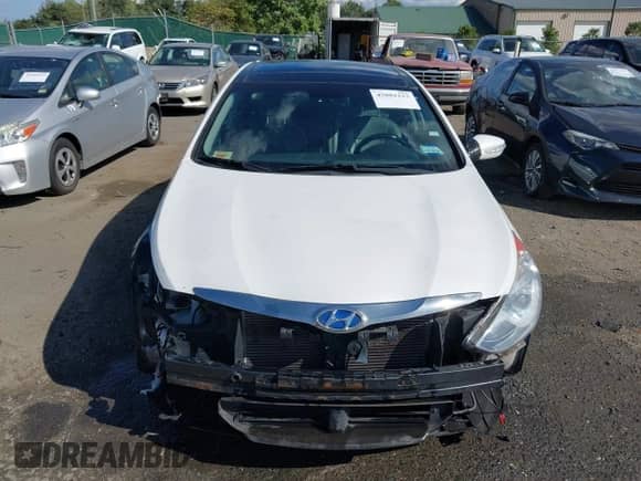 2014 Hyundai Sonata z VIN KMHEC4A47EA112913, wystawiony jako IAAI lot #43081223 z przebiegiem 188 132 mil mil oraz . Historia ofert i sprzedaży dostępna na DreamBid. Obrazek 13.