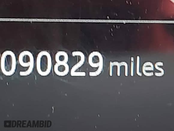 2018 Land Rover Range Rover Sport HSE Dynamic with VIN SALWV2SV8JA807970, listed as a IAAI auction lot 42183191 with 90,829 mi miles and . Bid and sale history available at DreamBid. Image 15.