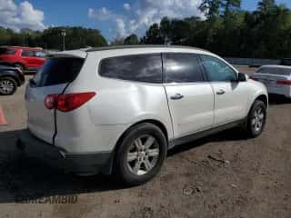 2012 Chevrolet Traverse 1LT z VIN 1GNKRGED8CJ418377, wystawiony jako Copart lot #43966434 z przebiegiem 197 097 mil mil oraz Szkoda całkowita • Salvage title. Historia ofert i sprzedaży dostępna na DreamBid. Obrazek 57.