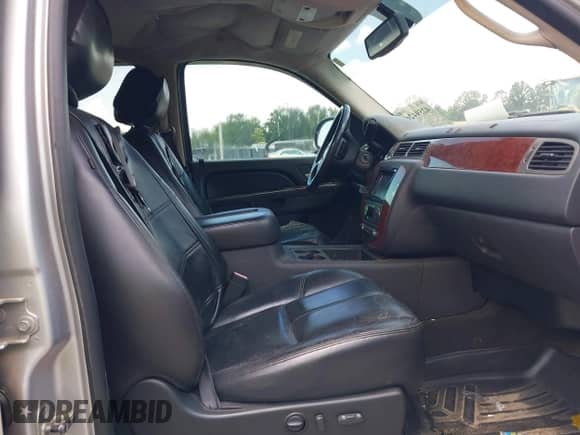 2010 Chevrolet Silverado 1500 LTZ with VIN 3GCRKTE37AG294399, listed as a IAAI auction lot 42594267 with 361,299 mi miles and . Bid and sale history available at DreamBid. Image 5.
