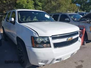 2007 Chevrolet Suburban LTZ с VIN 1GNFK16387R280307, выставлен на аукционе IAAI как лот 43423631 с пробегом 264 246 миль миль и . История ставок и продаж доступна на DreamBid. Изображение 1.