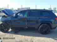 2018 Jeep Grand Cherokee Laredo E с VIN 1C4RJEAGXJC124726, выставлен на аукционе IAAI как лот 41990741 с пробегом 112 217 миль миль и . История ставок и продаж доступна на DreamBid. Изображение 15.