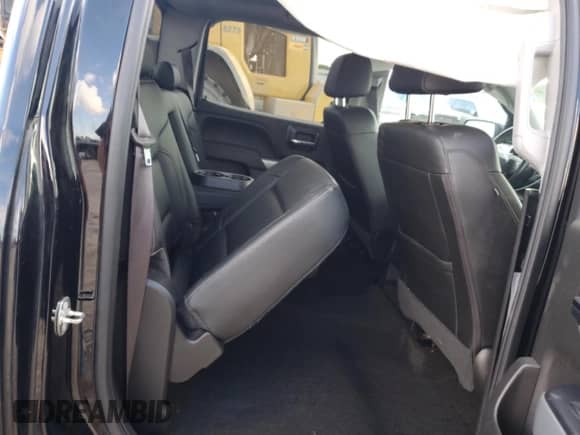 2017 Chevrolet Silverado 1500 LT z VIN 3GCUKREC6HG124686, wystawiony jako Copart lot #82100375 z przebiegiem 117 074 mil mil oraz Nie do naprawy • Non repairable. Historia ofert i sprzedaży dostępna na DreamBid. Obrazek 10.
