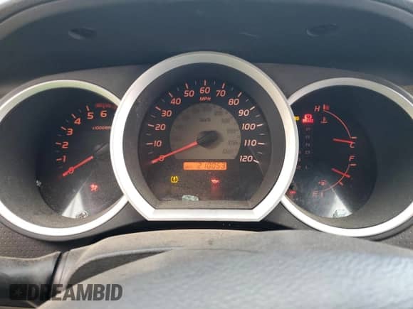 2008 Toyota Tacoma PreRunner with VIN 3TMKU72N98M015846, listed as a Copart auction lot 82139065 with 210,053 mi miles and Salvage title. Bid and sale history available at DreamBid. Image 9.