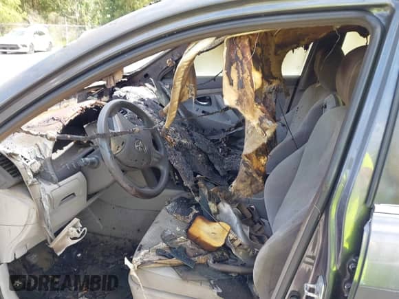 2009 Toyota Camry with VIN 4T1BE46K59U855630, listed as a IAAI auction lot 43361086 with Not provided miles and . Bid and sale history available at DreamBid. Image 6.